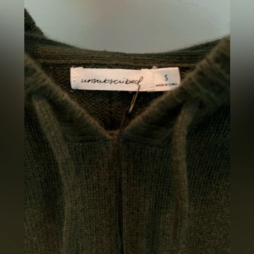 Unsubscribed Cashmere Hoodie in military green.Never worn with tags. - Picture 7 of 9